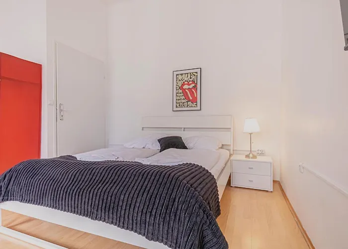 Modern Private In Shared Near Stadthalle Apartamento