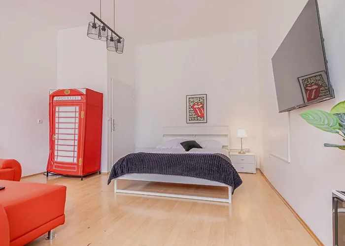 Modern Private In Shared Near Stadthalle *