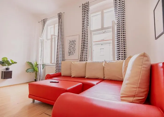 Modern Private In Shared Near Stadthalle