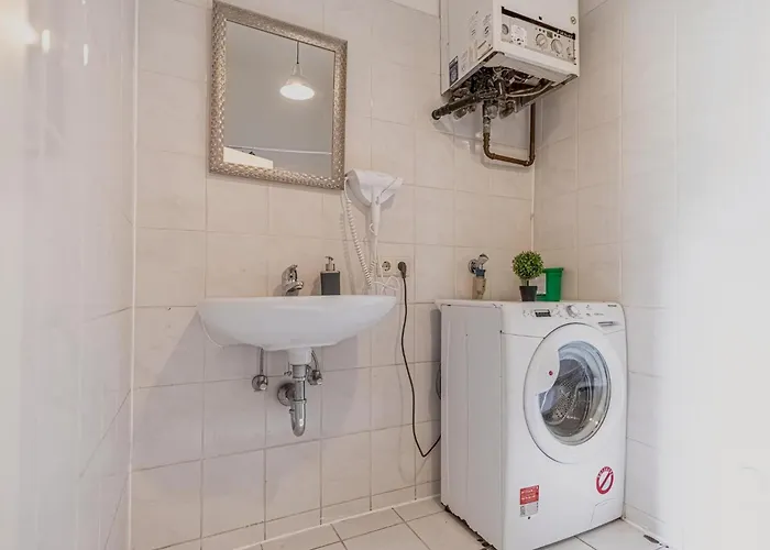 Modern Private In Shared Near Stadthalle * Viena