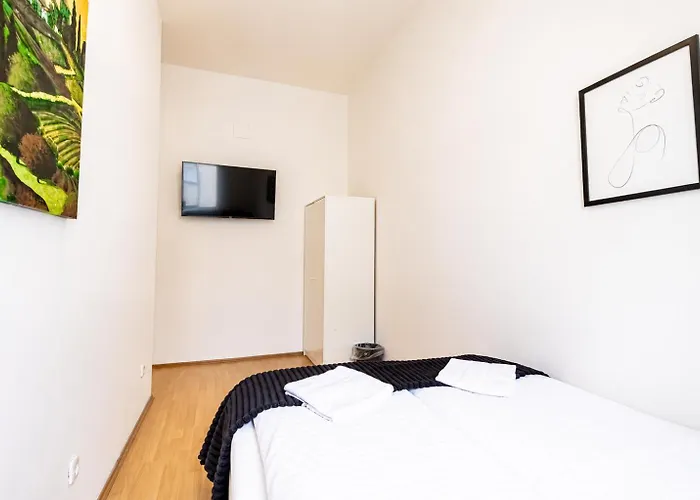Modern Private In Shared Near Stadthalle Apartamento *