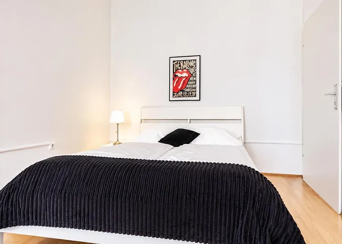 Modern Private In Shared Near Stadthalle *