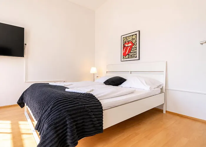 Apartamento Modern Private In Shared Near Stadthalle *