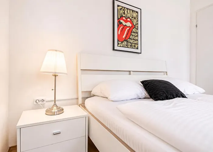 Modern Private In Shared Near Stadthalle Viena